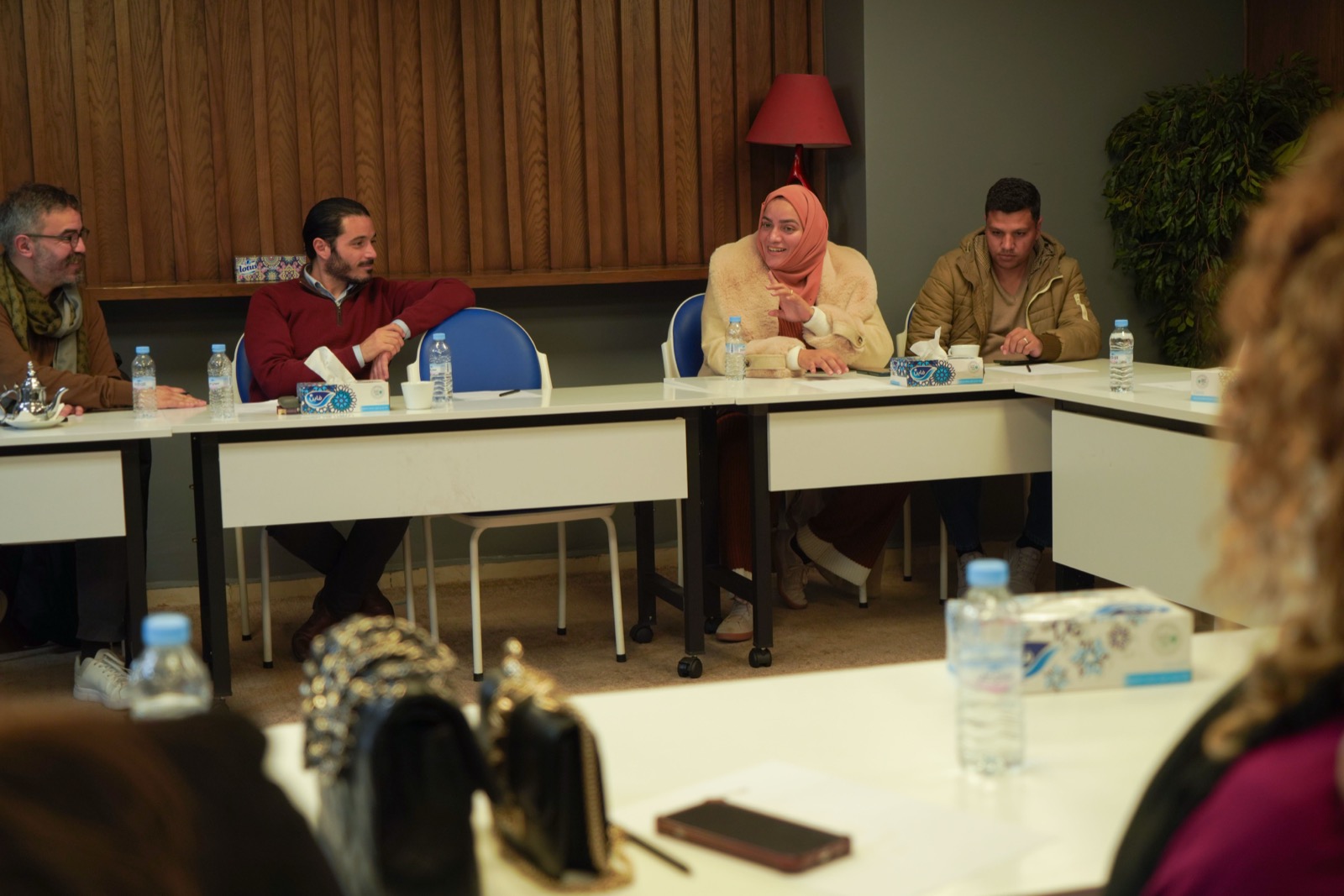 Participants d'une formation Ai4x en atelier